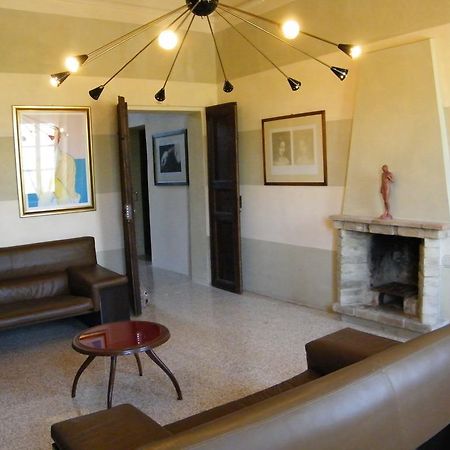 Room And Breakfast Torre Felino Exterior foto