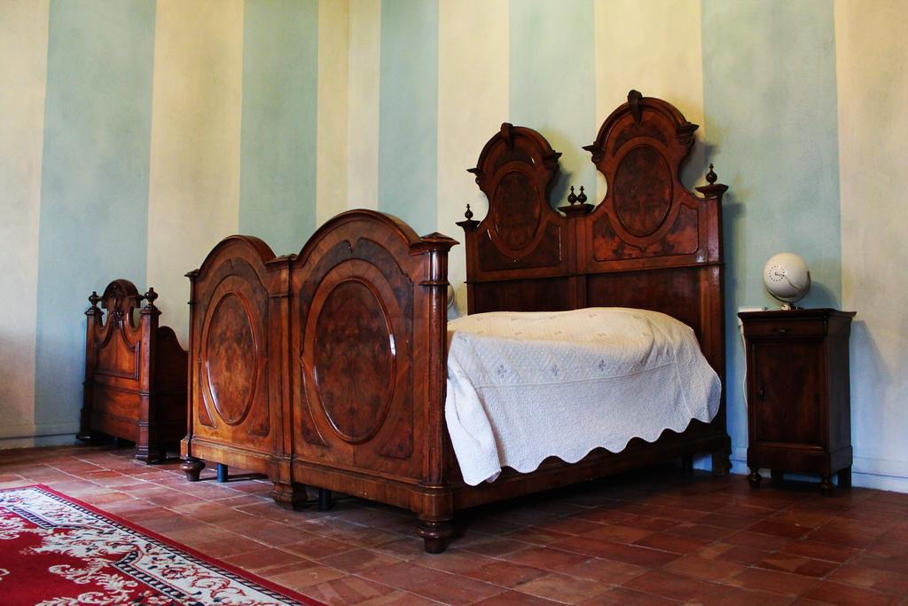 Room And Breakfast Torre Felino Zimmer foto